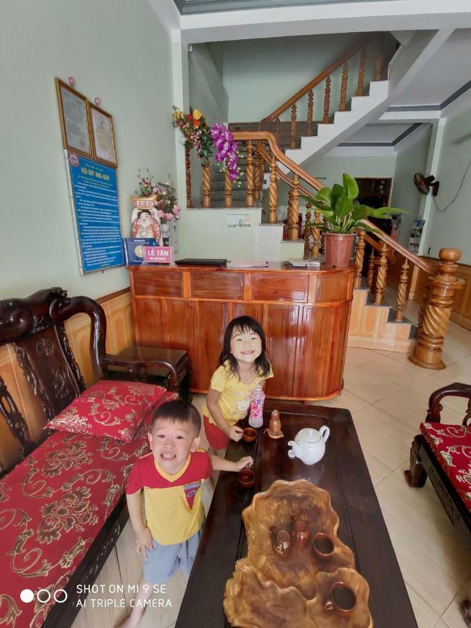 Ly Hoan Guesthouse Lang Xao Vang Exteriör bild